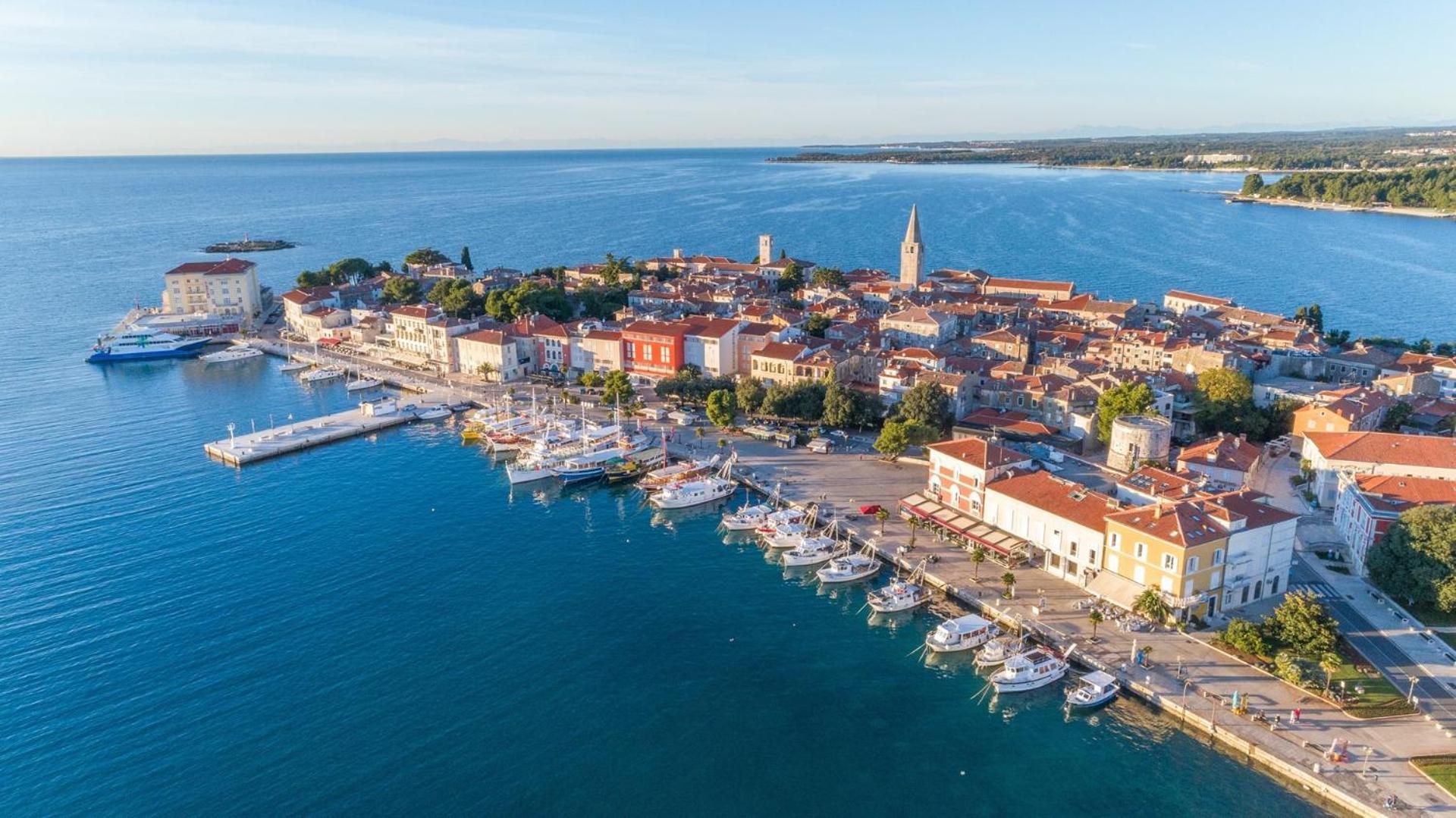 Dado Penzión pre hostí